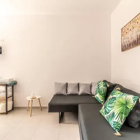 Daire Lovely Seaside Studio, Crete Agia Pelagia
